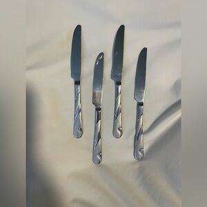 *EUC* JACLYN SMITH Bella Frost Flatware - 4 Dinner Knives - Stainless Steel-RARE